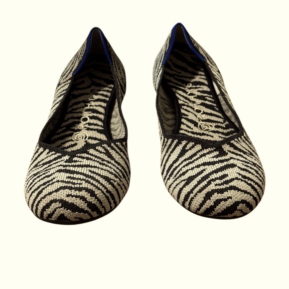 ROTHY’S - SIZE 8 - EXCELLENT CONDITION !!  -  TIGER PRINT - TAN & BLACK - S2 - Picture 1 of 10